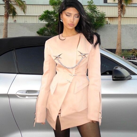 H&M x Mugler Hourglass Blazer in Antique Pink Size XL 100% Wool - Picture 2 of 6